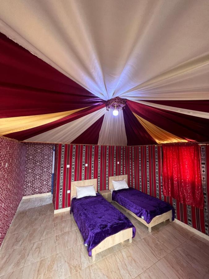 Raja Camp Hotel วาดิรัม ภายนอก รูปภาพ